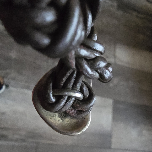 Retired James Avery Hammered Heart Braided Leather Bracelet - Picture 8 of 9